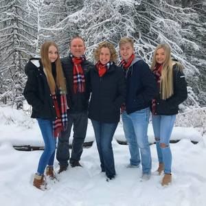 Meet your Posher, Wendy